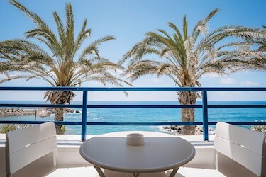 Standard Studio Garden View / Standard Studio Sea View