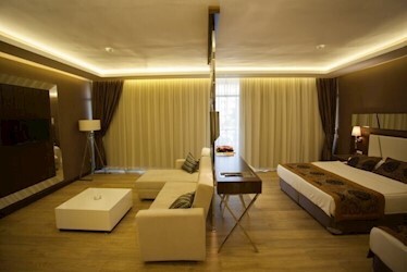 Suite with Balcony